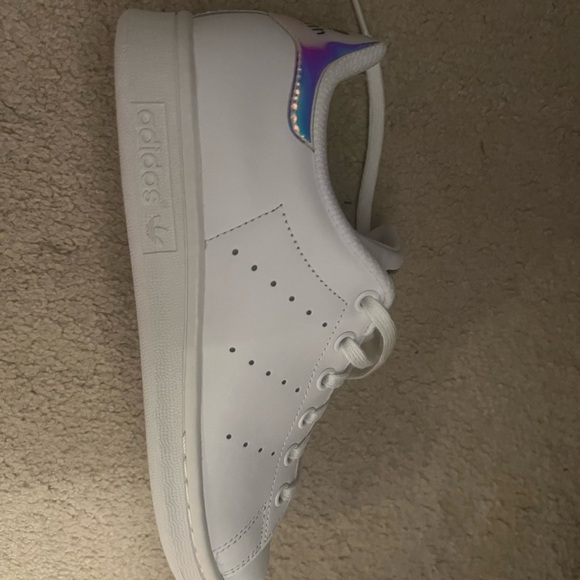 ADIDAS Stan Smith Iridescent mirror like affect. SUPER CUTE Brand New NEVER WORN - Picture 6 of 6